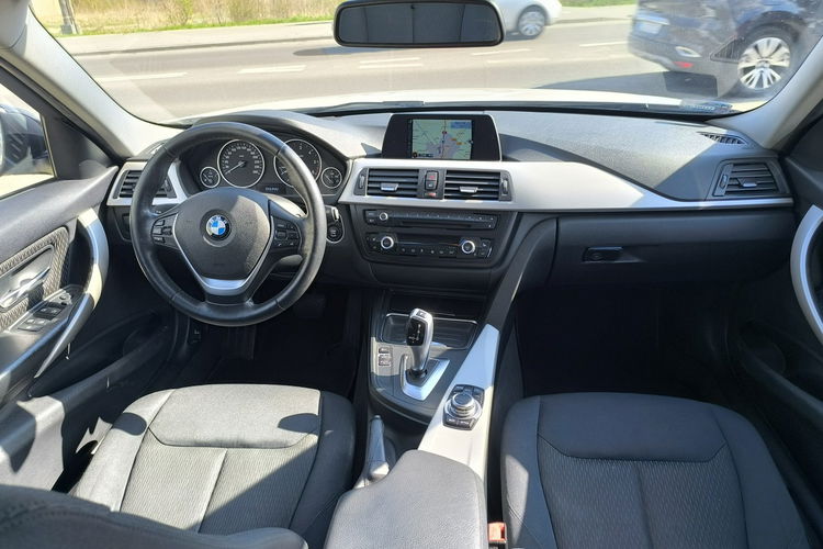BMW 320 2.0d 163KM Automat Navi Szyberdach zdjęcie 20