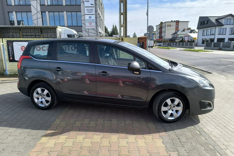 Peugeot 5008 2.0 HDi 16V 150KM Lift Klimatronic zdjęcie 2