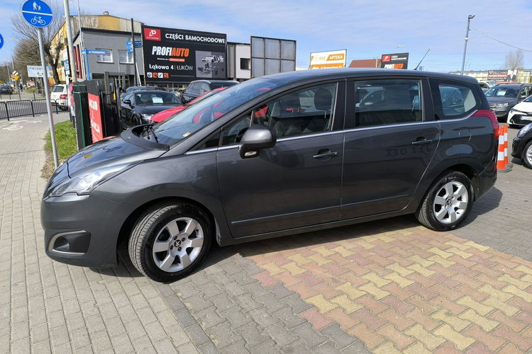 Peugeot 5008 2.0 HDi 16V 150KM Lift Klimatronic zdjęcie 9