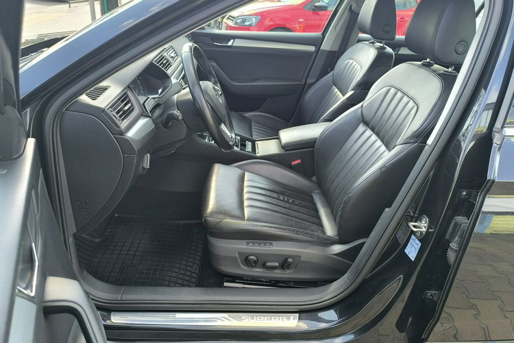 Skoda Superb 1.6 TDi 120KM Skóra Automat zdjęcie 15