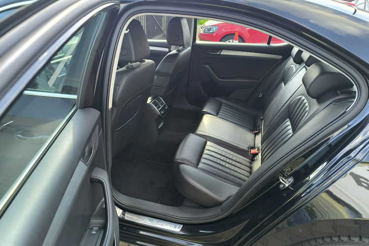 Skoda Superb 1.6 TDi 120KM Skóra Automat zdjęcie 16