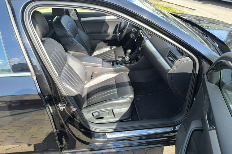 Skoda Superb 1.6 TDi 120KM Skóra Automat zdjęcie 21