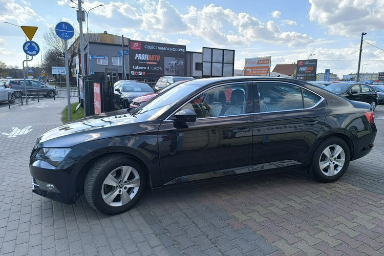 Skoda Superb 1.6 TDi 120KM Skóra Automat zdjęcie 9