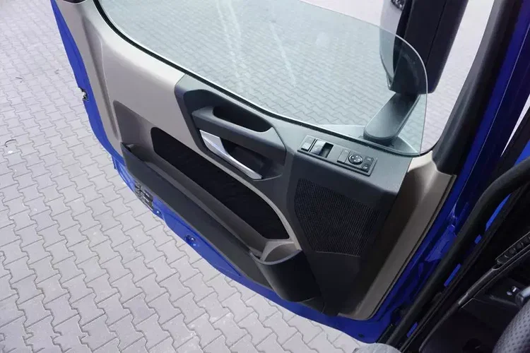 Mercedes ACTROS / 2543 / ACC / E 6 / PEŁNY ADR / PLATFORMA / ZAWIESIE POD WÓZEK zdjęcie 26