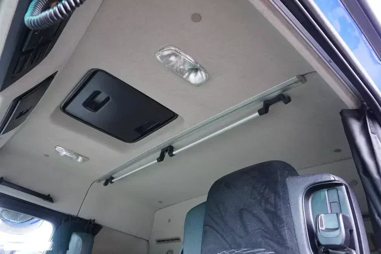 Mercedes ACTROS / 2543 / ACC / E 6 / PEŁNY ADR / PLATFORMA / ZAWIESIE POD WÓZEK zdjęcie 29