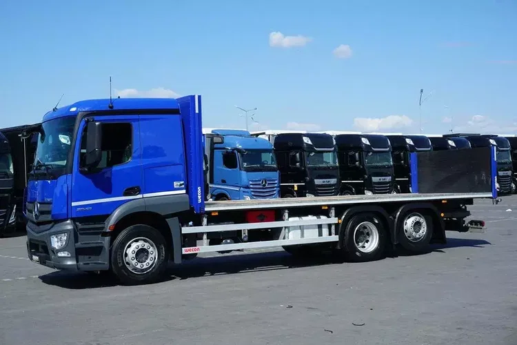 Mercedes ACTROS / 2543 / ACC / E 6 / PEŁNY ADR / PLATFORMA / ZAWIESIE POD WÓZEK zdjęcie 3