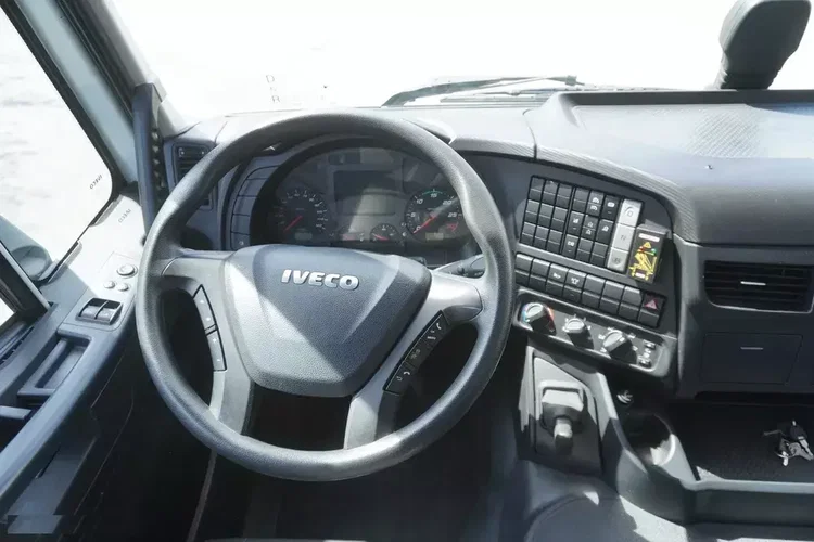 Iveco Stralis 310 / 34 tys. km / HDS Fassi 4t 400 MTH / Burtowy zdjęcie 27