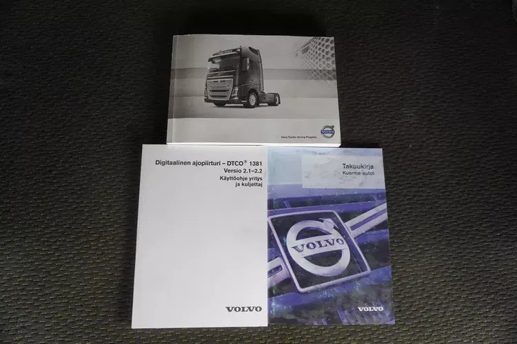 Volvo FH16 750 8x4 / 750 KM / 20 t ładowności / zabudowa z kłonicami zdjęcie 30