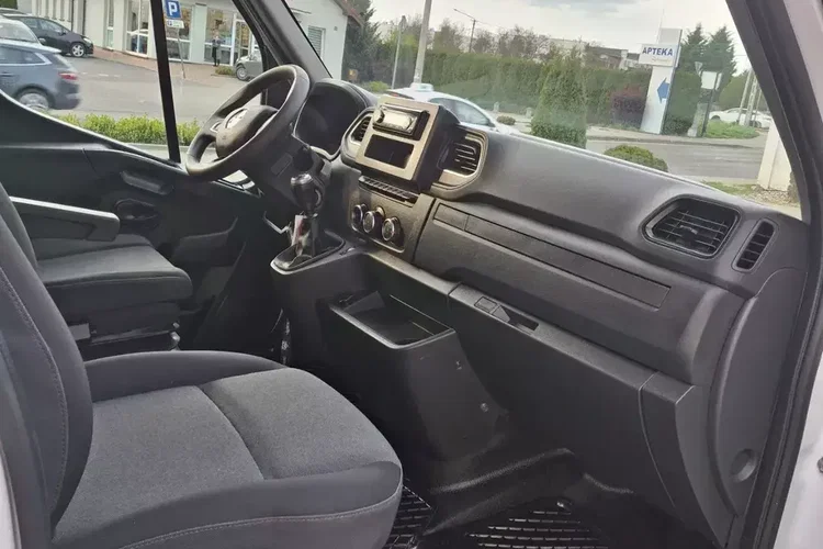 Renault Master zdjęcie 17