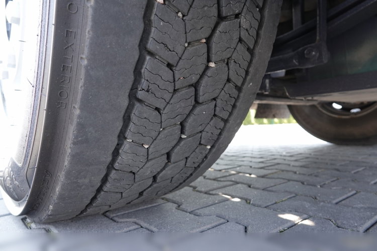 Volvo FH 16 / 750 KM / 6X4 / RAMA DŁ. 8 M / 373 TYS. KM  / DO ZABUDOWY zdjęcie 25