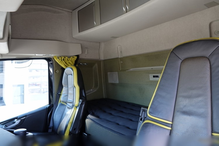 Volvo FH 16 / 750 KM / 6X4 / RAMA DŁ. 8 M / 373 TYS. KM  / DO ZABUDOWY zdjęcie 34