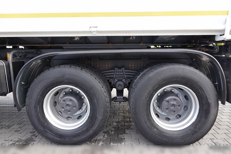 Scania R 420/ 6x4 / WYWROTKA 2- STRONNA  / HYDROBURTA / BORDMATIC / HYDROKLAPA / MANUAL / SPROWADZONA zdjęcie 32