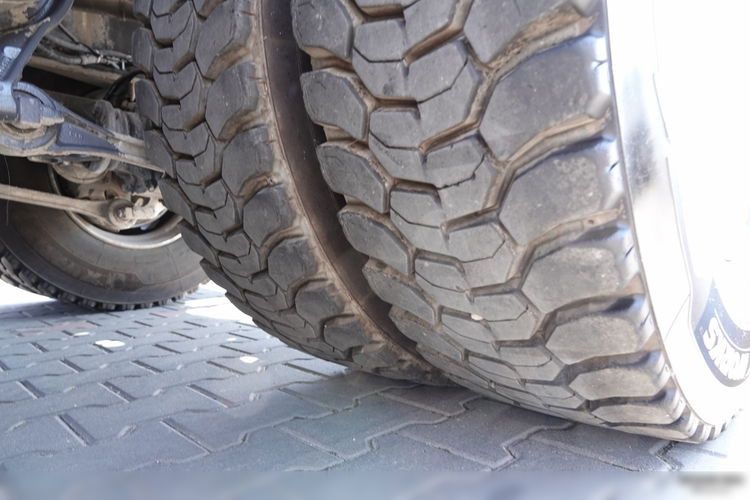 Renault C 380 / 8X4 / BETONOMIESZARKA / GRUSZKA / SCHWING STETTER 9M3 / EURO 6 / 2016 ROK zdjęcie 24