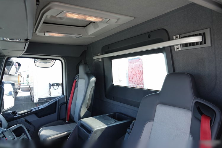 Renault C 380 / 8X4 / BETONOMIESZARKA / GRUSZKA / SCHWING STETTER 9M3 / EURO 6 / 2016 ROK zdjęcie 29