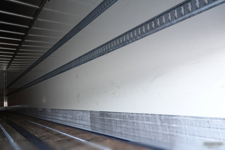 Fruehauf / KONTENER / KOFFER / MAŁO UŻYWANA / JAK NOWA / 2022 ROK / BARDZO MOCNA PODŁOGA: SZYNA-DESKA zdjęcie 15