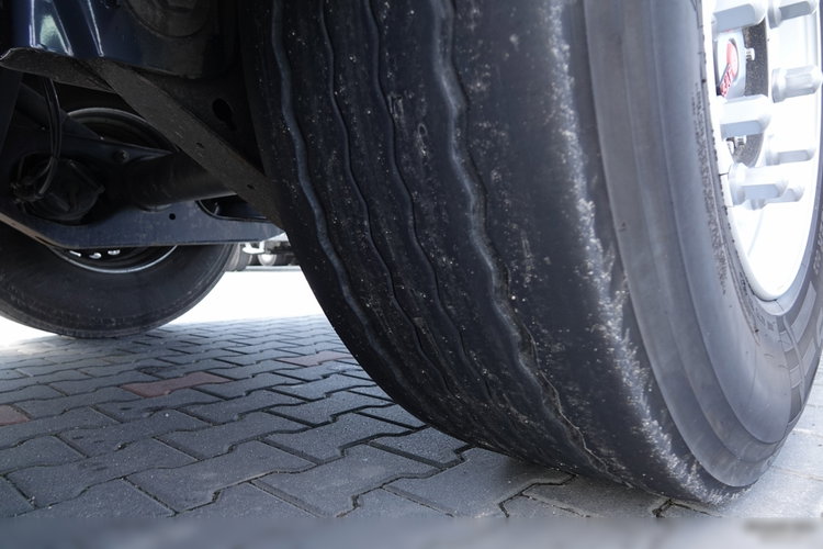 Fruehauf / KONTENER / KOFFER / MAŁO UŻYWANA / JAK NOWA / 2022 ROK / BARDZO MOCNA PODŁOGA: SZYNA-DESKA zdjęcie 20