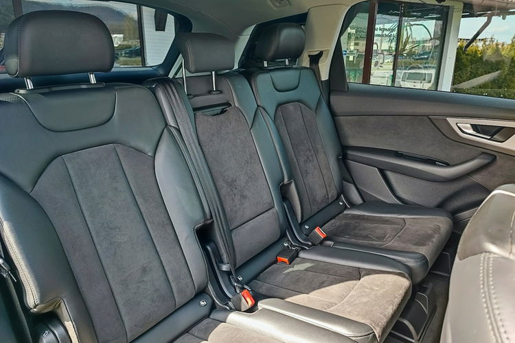 Audi Q7 quattro + 7 miejsc + automat zdjęcie 13