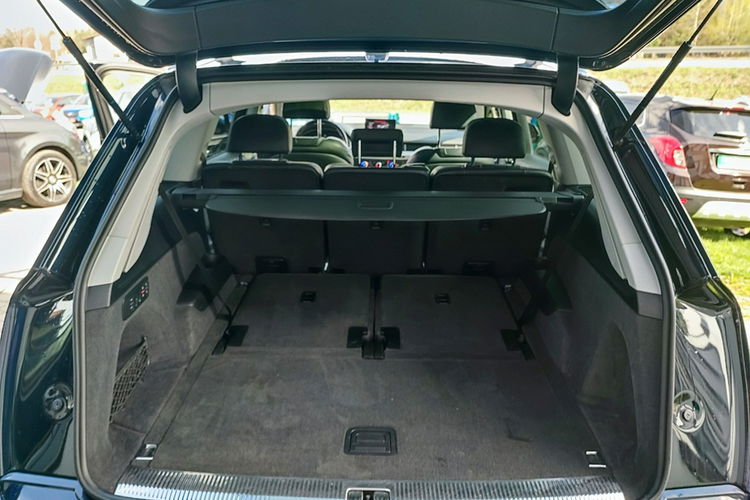 Audi Q7 quattro + 7 miejsc + automat zdjęcie 22