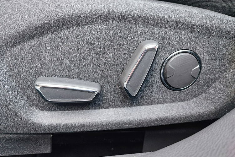 Ford Mondeo 2.0 TDCi Titanium + oryginał lakier zdjęcie 20