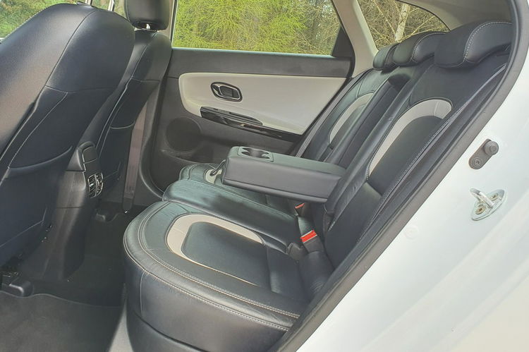 Kia Cee'd 1.6 CRDi 136KM # XL # Absolutna Full Opcja # # Super Stan zdjęcie 8