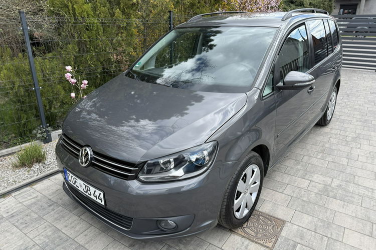 Volkswagen Touran zadbany - oryginalny przebieg zdjęcie 23