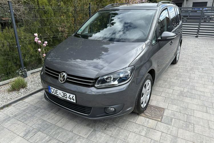 Volkswagen Touran zadbany - oryginalny przebieg zdjęcie 25