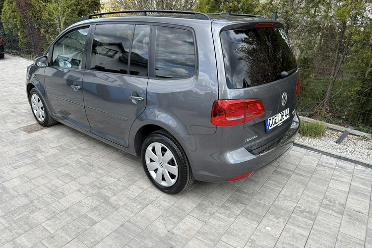 Volkswagen Touran zadbany - oryginalny przebieg zdjęcie 3