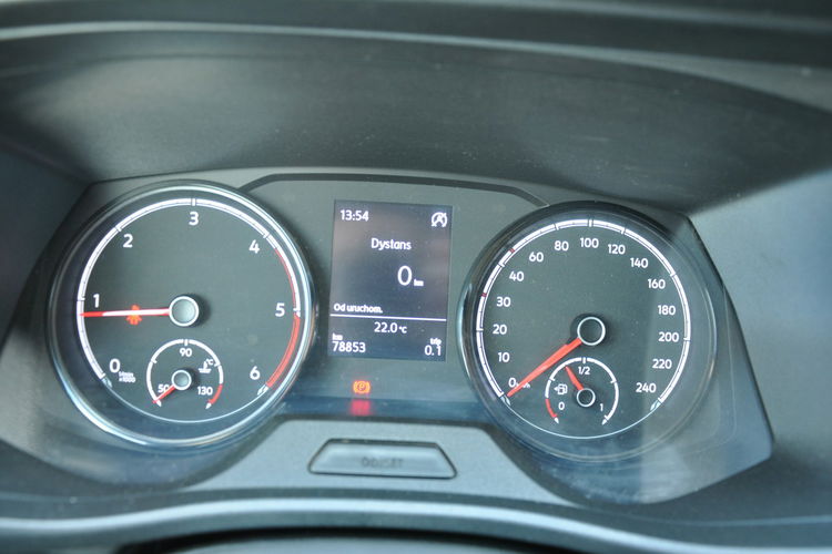 Volkswagen Transporter 2.0TDI 150KM Furgon 6-G SalonPL 1wł Klimatyzacja Hak zdjęcie 18