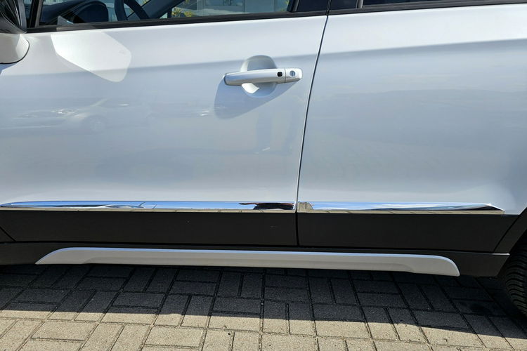 Suzuki SX4 S-Cross biała perła, navigaca, grzane fotele, serwis, telefon zdjęcie 10