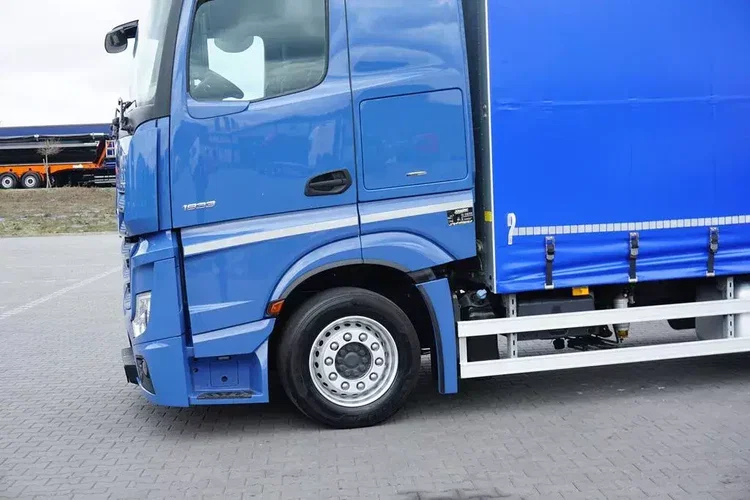 Mercedes ACTROS / 1833 / ACC / MP 5 / EURO 6 / ZESTAW PRZEJAZDOWY 120 M3 zdjęcie 17