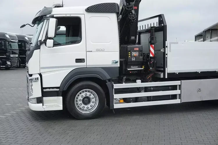 Volvo FM / 500 / 6 X 2 / SKRZYNIOWY + HDS / HIAB 232 E-6 / WYSIĘG 17 M / OŚ SKRĘTNA zdjęcie 18