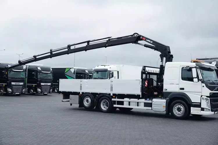Volvo FM / 500 / 6 X 2 / SKRZYNIOWY + HDS / HIAB 232 E-6 / WYSIĘG 17 M / OŚ SKRĘTNA zdjęcie 6