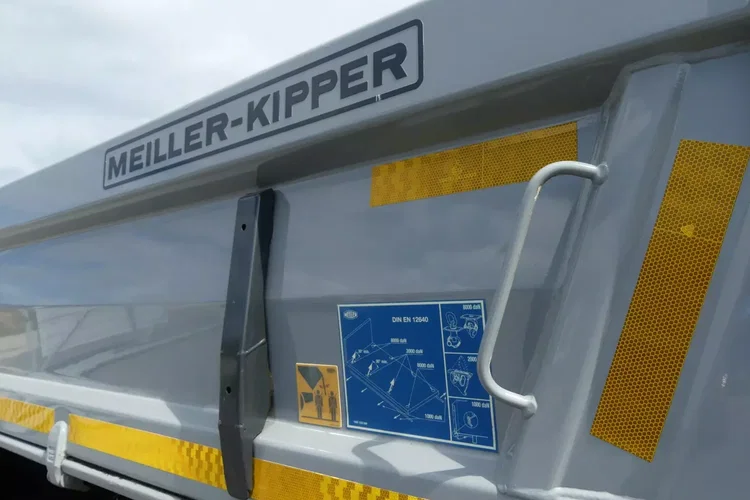 MAN TGM 18.250 4x4 / WYWROTKA 3 STR / PRZEBIEG 22 TYS KM / zdjęcie 14