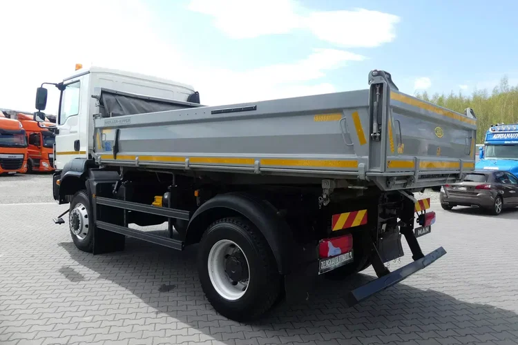 MAN TGM 18.250 4x4 / WYWROTKA 3 STR / PRZEBIEG 22 TYS KM / zdjęcie 5