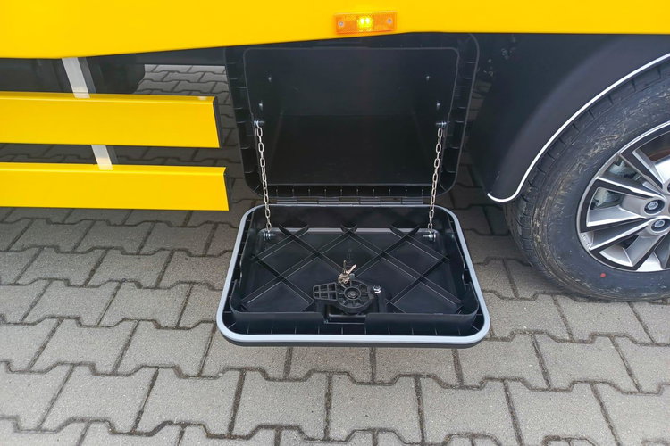 IVECO Daily 35S18HA8/P zdjęcie 10