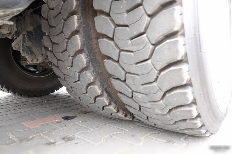 Renault C 380 / 8X4 / BETONOMIESZARKA / GRUSZKA / LIEBHERR 9 M3 / EURO 6 / 2016 ROK zdjęcie 25