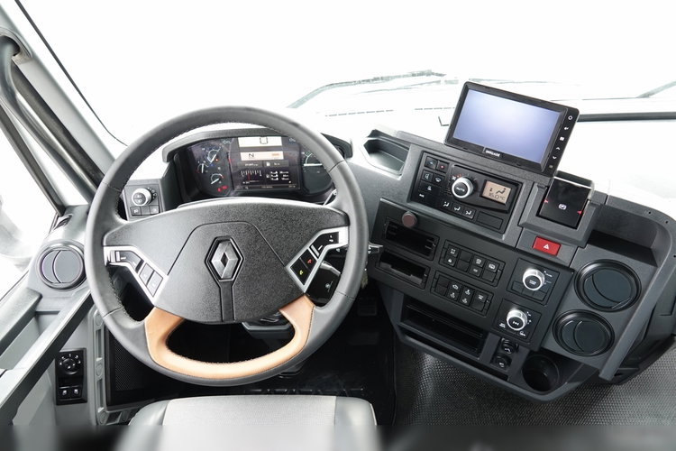 Renault C 380 / 8X4 / BETONOMIESZARKA / GRUSZKA / LIEBHERR 9 M3 / EURO 6 / 2016 ROK zdjęcie 32