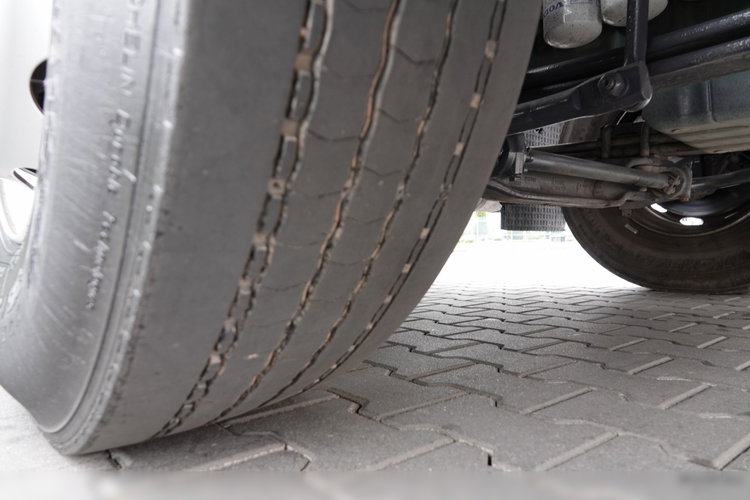 Volvo FM 380 / PEŁNY ADR / MAŁY PRZEBIEG / SPROWADZONY zdjęcie 18