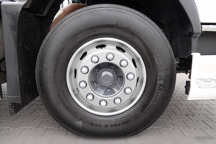 Volvo FM 380 / PEŁNY ADR / MAŁY PRZEBIEG / SPROWADZONY zdjęcie 19