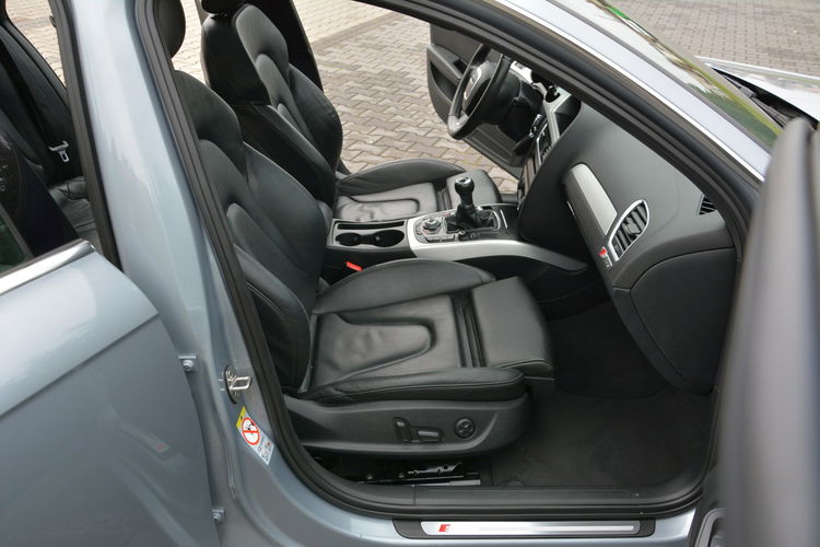 Audi A4 2,0T(180KM)S-Line Panorama Skóry Bi-xenon el.fotele Ledy Navi MMI ASO zdjęcie 17