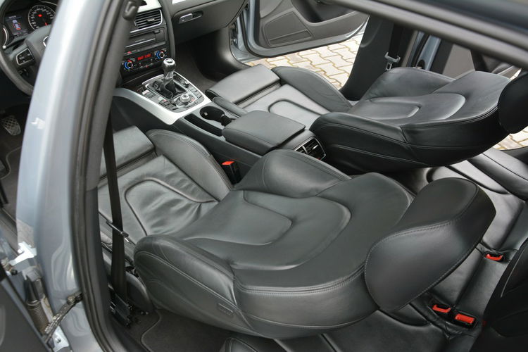Audi A4 2,0T(180KM)S-Line Panorama Skóry Bi-xenon el.fotele Ledy Navi MMI ASO zdjęcie 24