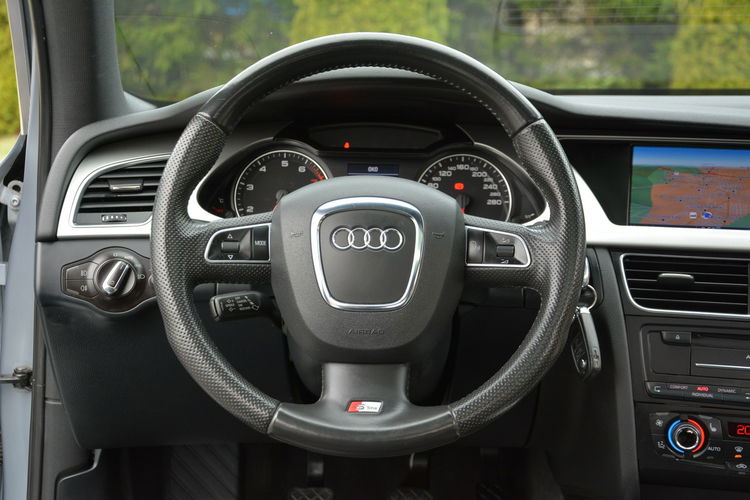 Audi A4 2,0T(180KM)S-Line Panorama Skóry Bi-xenon el.fotele Ledy Navi MMI ASO zdjęcie 26