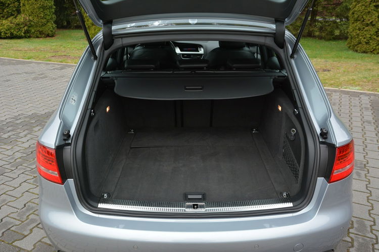 Audi A4 2,0T(180KM)S-Line Panorama Skóry Bi-xenon el.fotele Ledy Navi MMI ASO zdjęcie 38