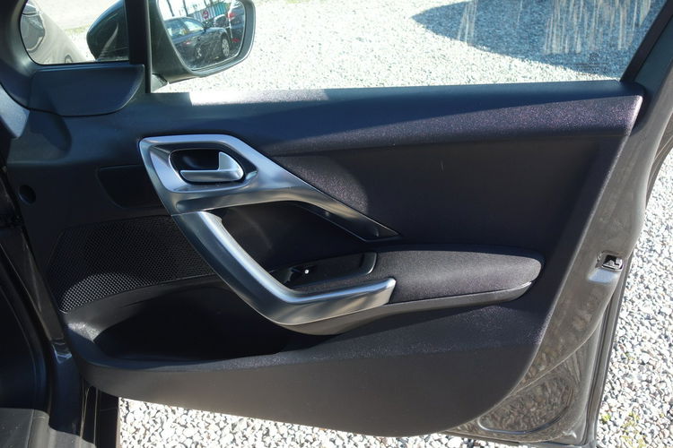 2008 Peugeot 2008 zdjęcie 15