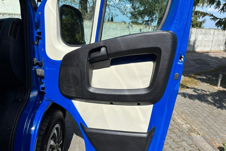 Fiat Ducato 2.3 130KM 2016 L3H2 Klimatyzacja Tempomat Kamera cofania Webasto zdjęcie 12
