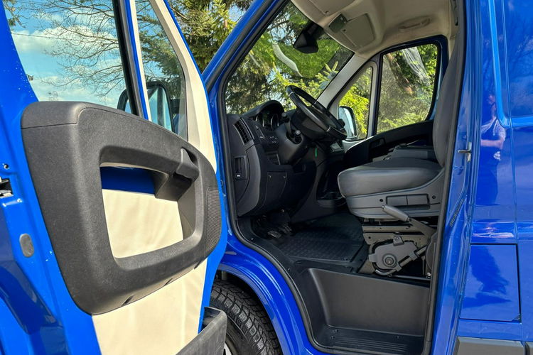 Fiat Ducato 2.3 130KM 2016 L3H2 Klimatyzacja Tempomat Kamera cofania Webasto zdjęcie 6