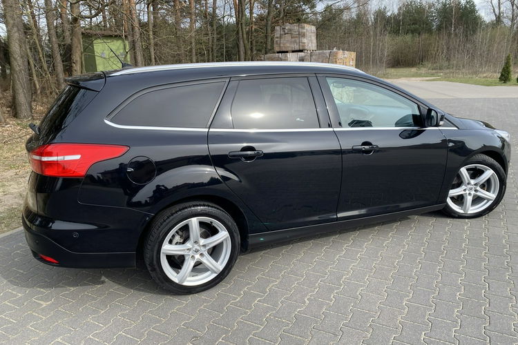 Ford Focus zdjęcie 10