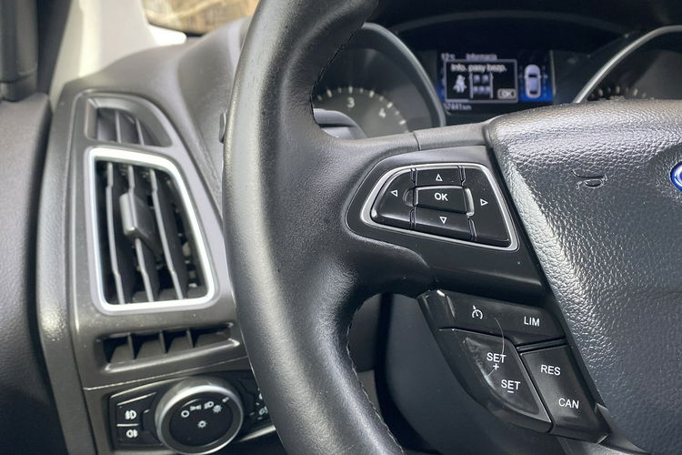 Ford Focus zdjęcie 27
