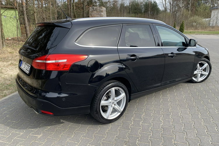 Ford Focus zdjęcie 9