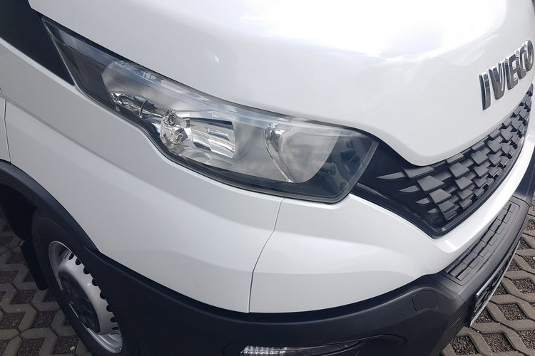 Iveco Daily KONTENER NISKOPODŁOGOWY 4.43x2.23x2.42 SKLEP BAR FOODTRUCK KAMPER AC zdjęcie 32